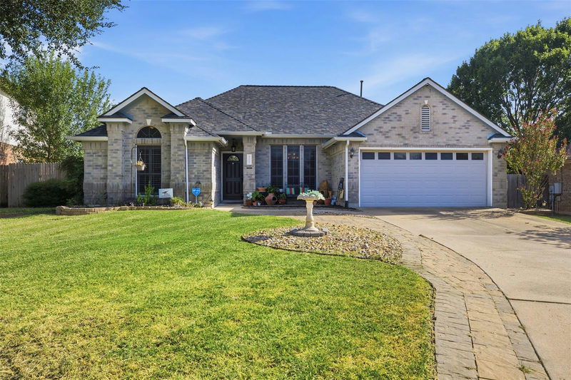9005 Brimstone Ln — exterior
