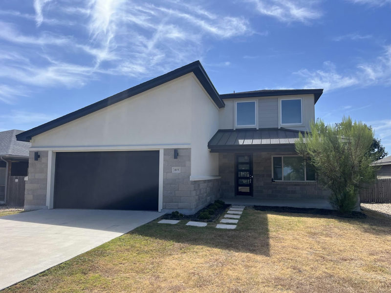 403 Summit Ridge Dr N — exterior