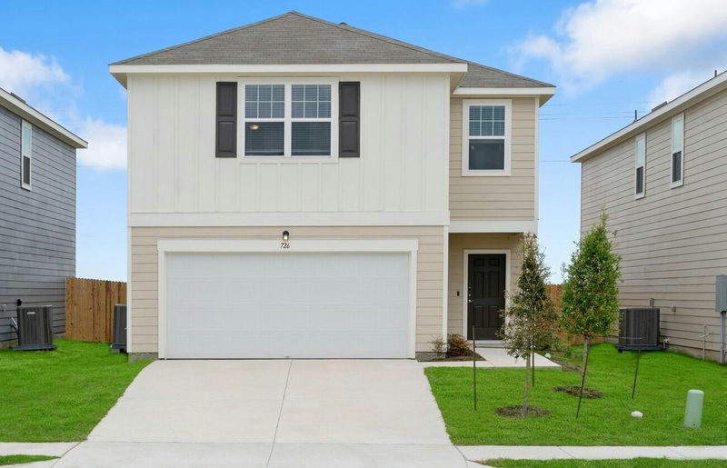 607 Lagoon Dr — exterior