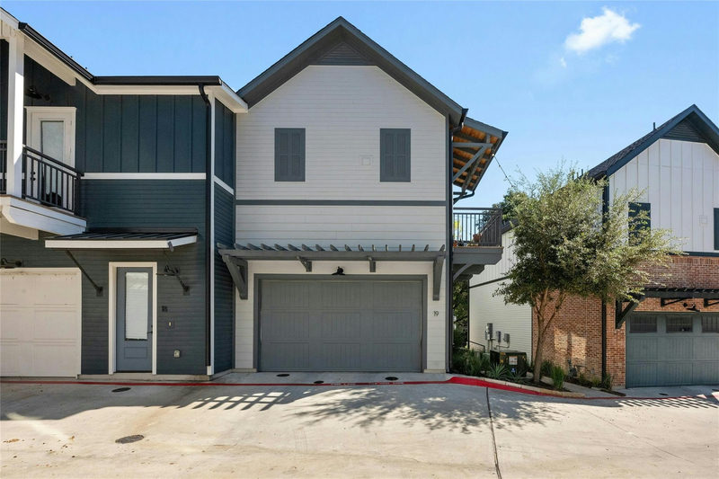 3809 Valley View Rd #19 — exterior