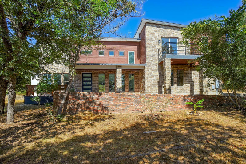 316 Tall Forest Dr — exterior