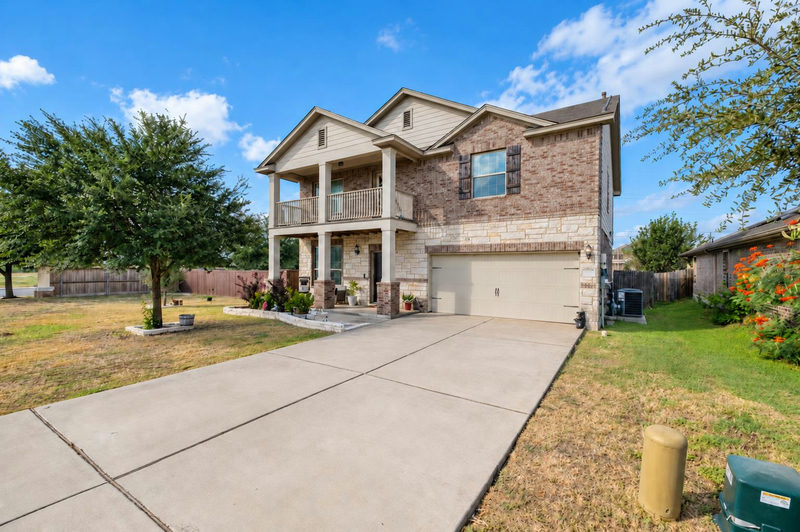 3725 Anchor Bay Dr — exterior