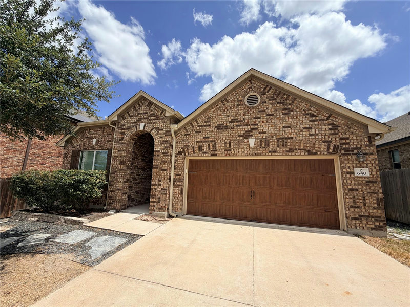 640 Landon Samuel Loop — exterior