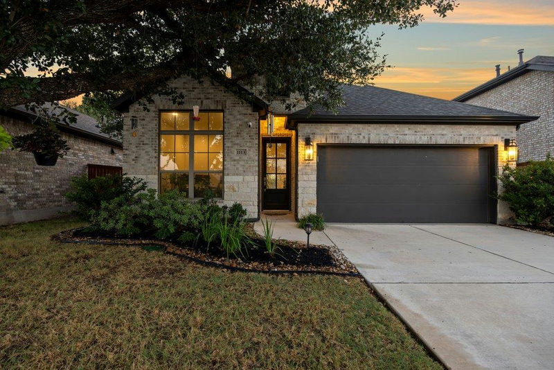 1113 Mulberry Oak Ln — exterior