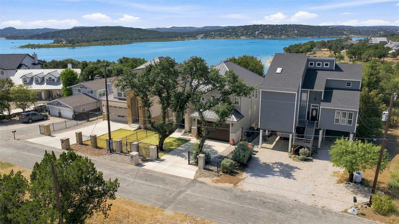 174 Edge Hill Dr — exterior