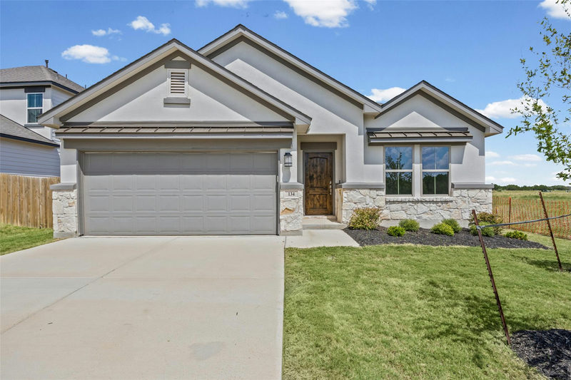 134 Arena Dr — exterior