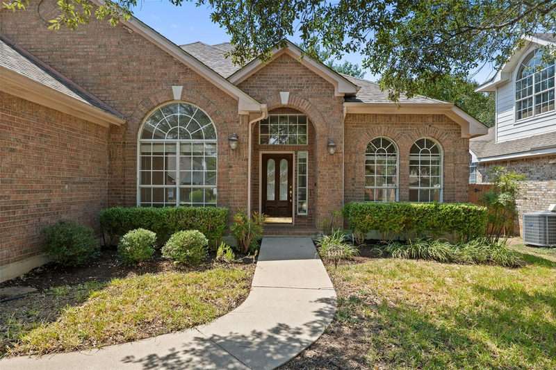 5721 Trelawney Ln — exterior
