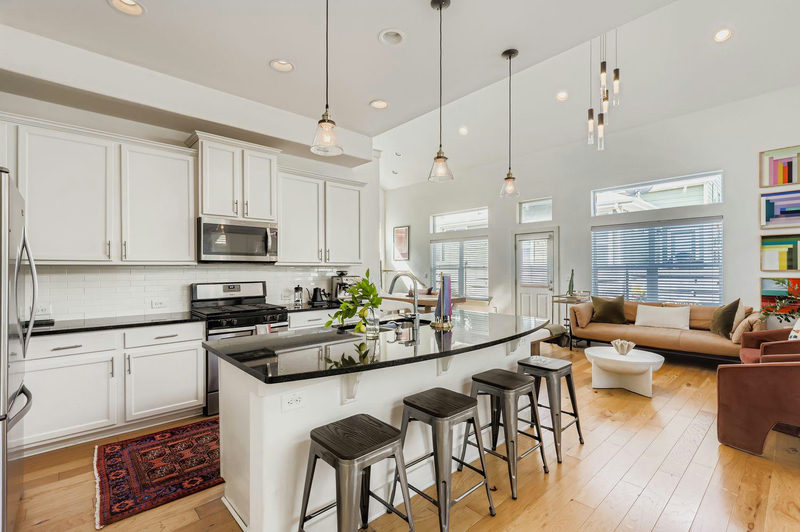7205 Lysander Ct — exterior