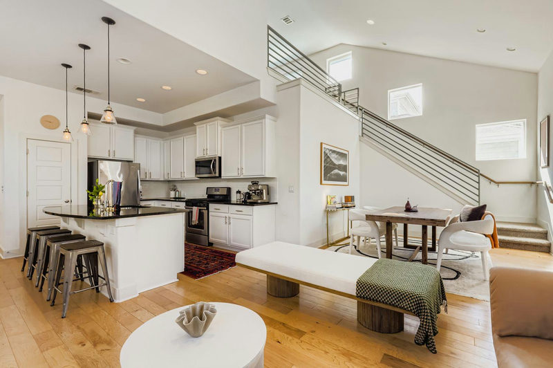 7205 Lysander Ct — exterior