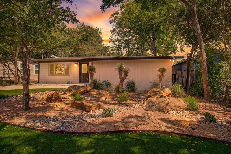 3705 Tower View Ct — exterior