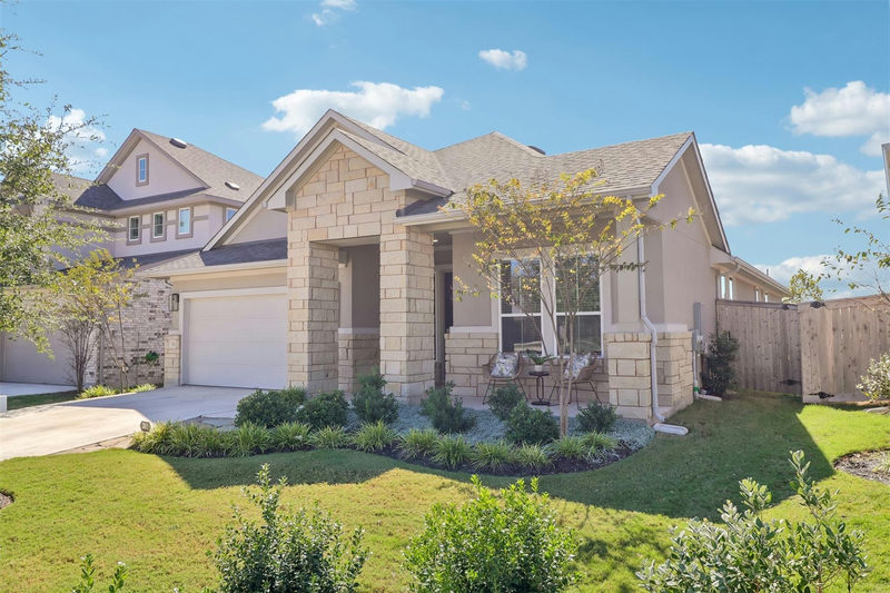 301 Golden Sage Ave — exterior