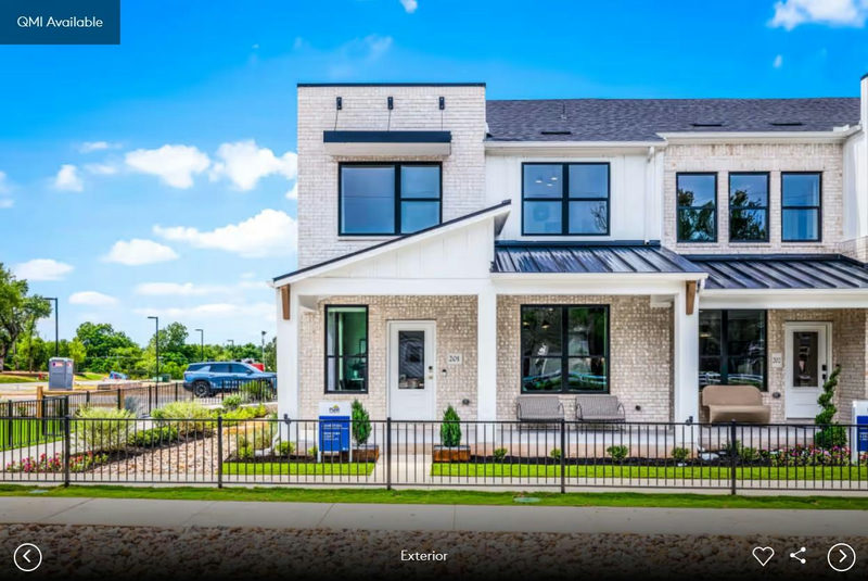 1280 E Main St #501 — exterior