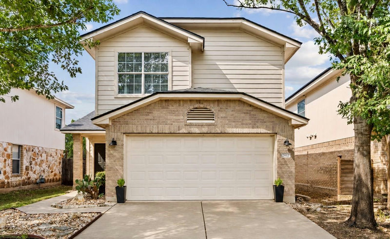 2612 Georgia Coleman Bnd — exterior