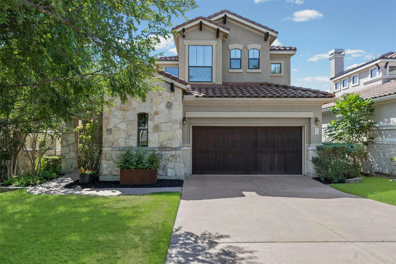 410 Indianwood Dr — exterior