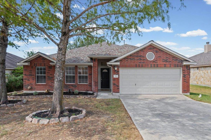 844 Dark Horse Ln — exterior