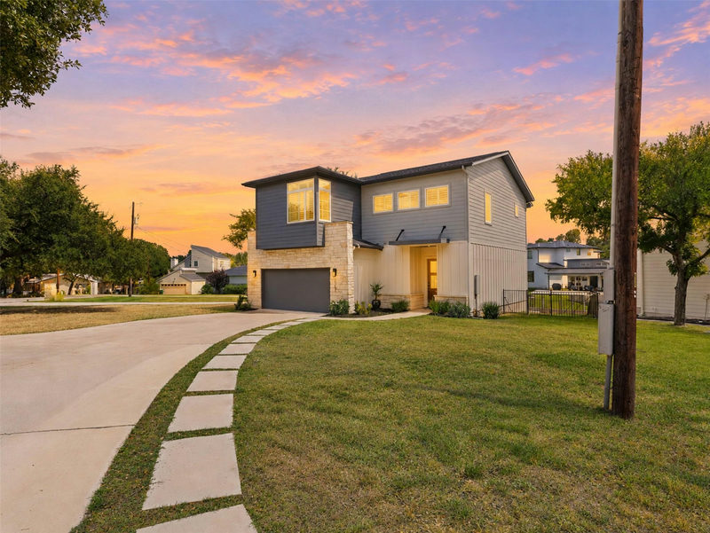 2201 Belaire Dr — exterior