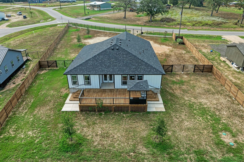 251 Estrella Ln — exterior