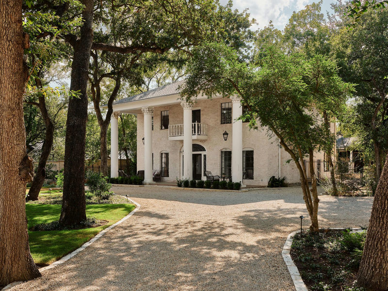 3613 Pinnacle Rd — exterior