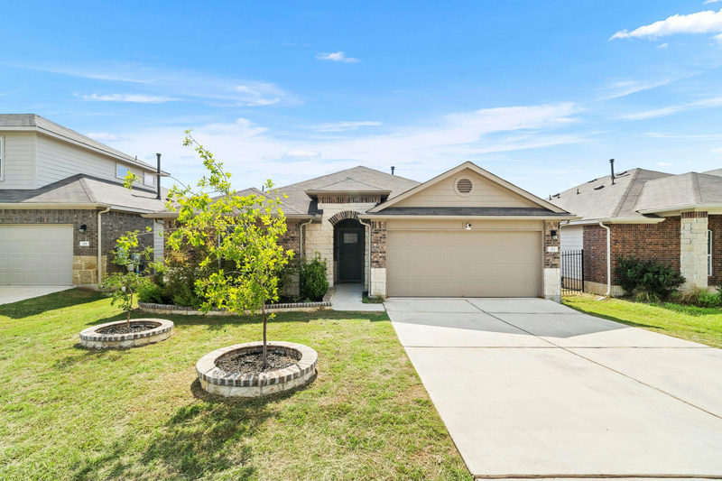 212 Royal Palm Way — exterior