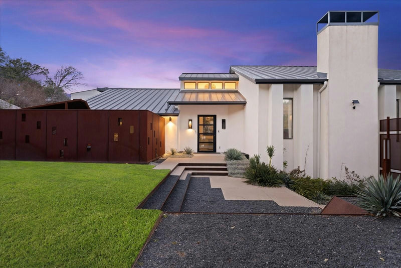 2100 Headwater Ln — exterior