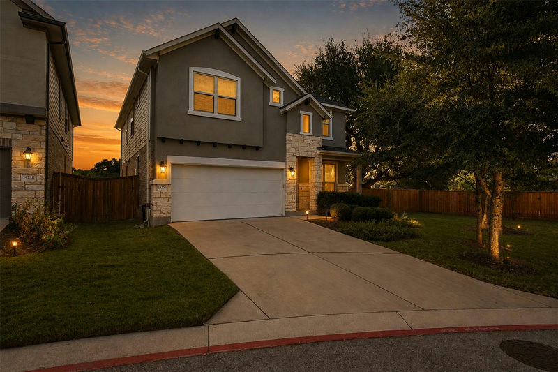 14300 McCoy Loop #21 — exterior