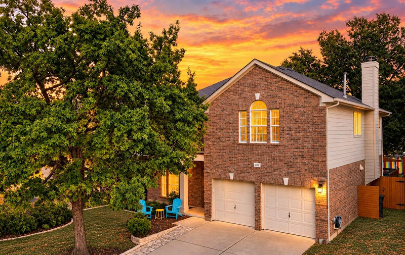 5120 Bluestar Dr — exterior