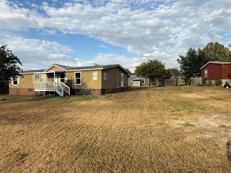 109 Cross Meadow Cv — exterior