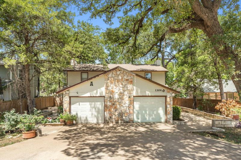 1304 Cool Shadow Dr — exterior