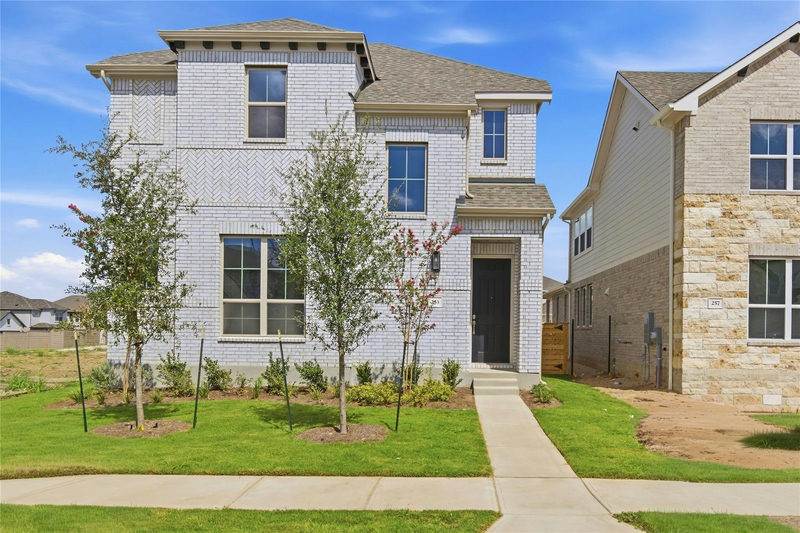 253 Bloomington Loop — exterior