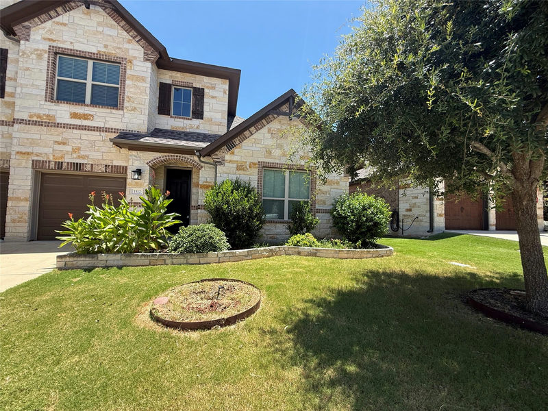 1512 Long Shadow Ln — exterior