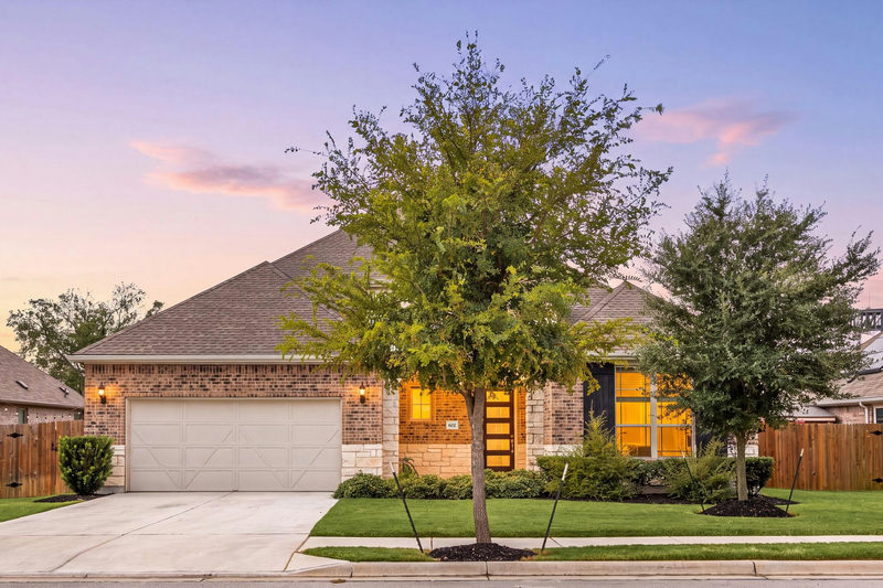 602 Pulitzer Dr — exterior