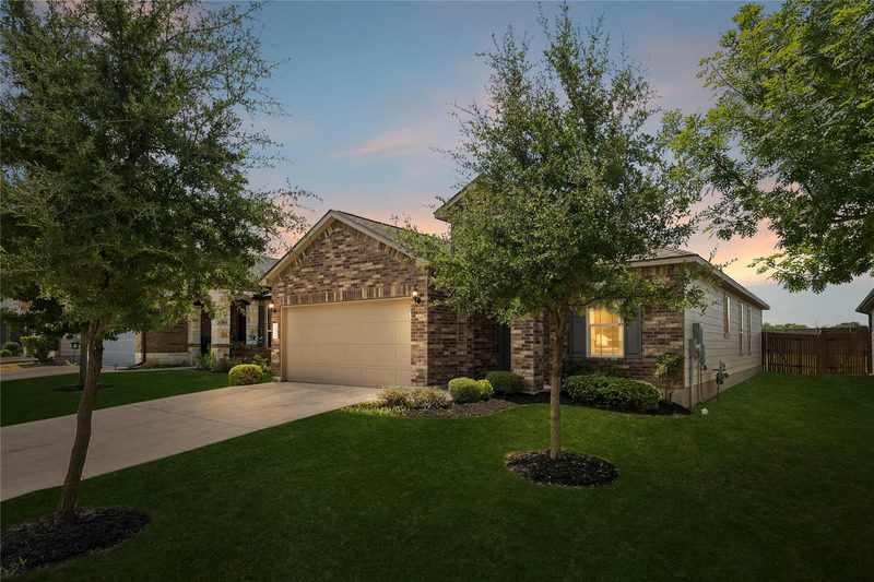 2020 Cliffbrake Way — exterior