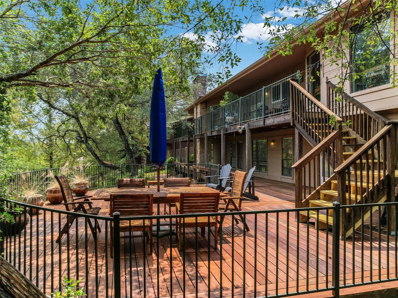 2207 Cypress Pt E — exterior