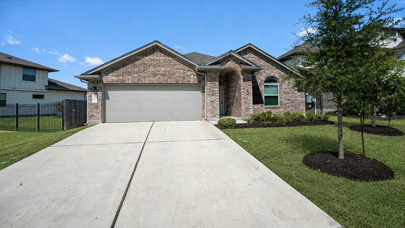 113 Caney Cv — exterior