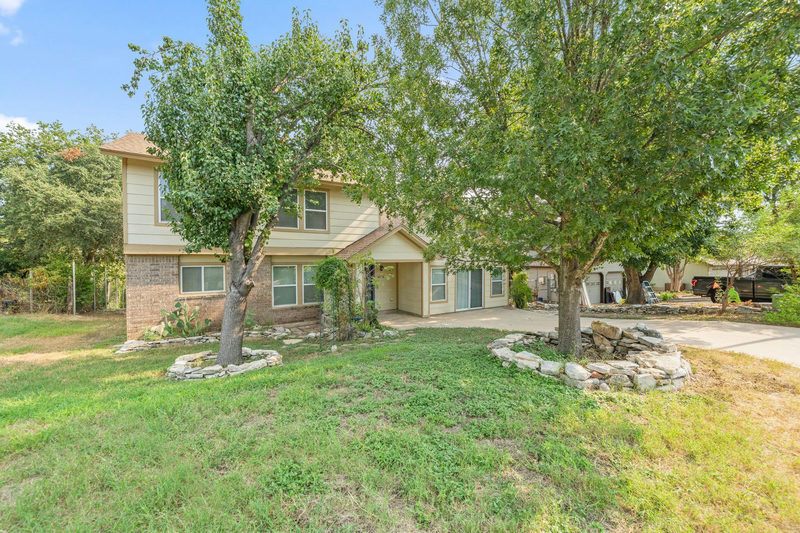 8308 Hanbridge Ln — exterior
