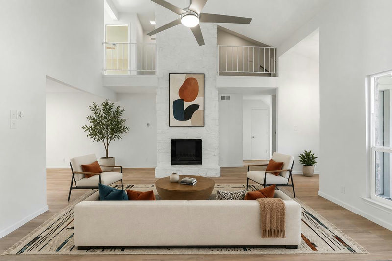 2217 Onion Creek Pkwy #121 — exterior