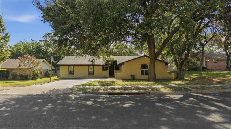 11309 January Dr — exterior