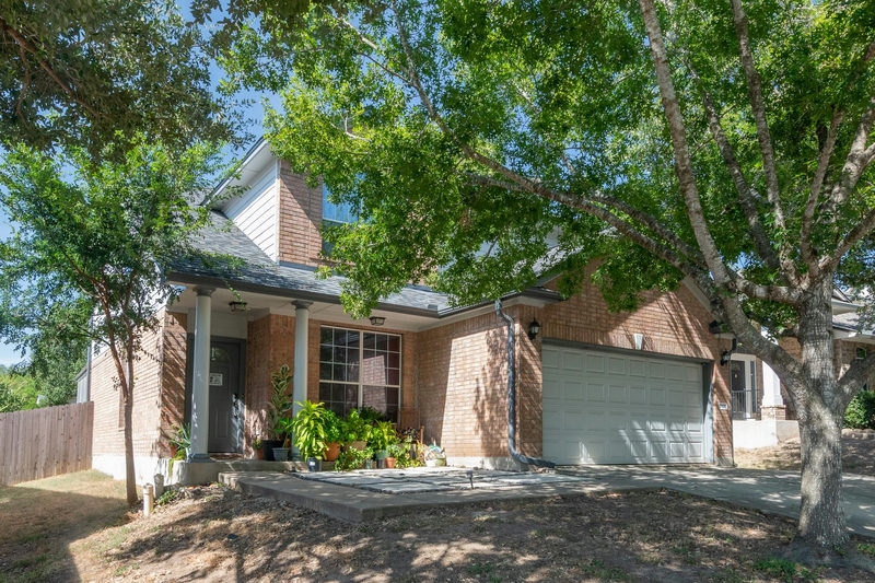 2909 Fleet Dr — exterior