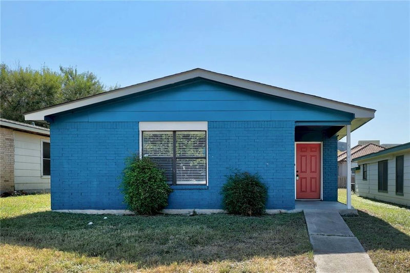 5645 Pinon Vista Dr — exterior