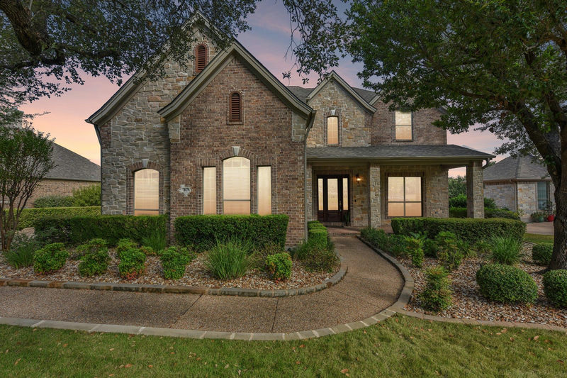 10500 Avery Club Dr #10 — exterior