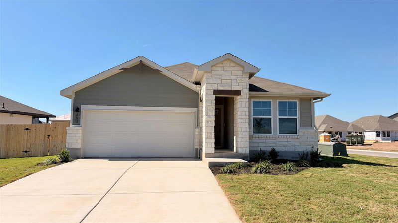 260 Red Tail Hawk Ln — exterior