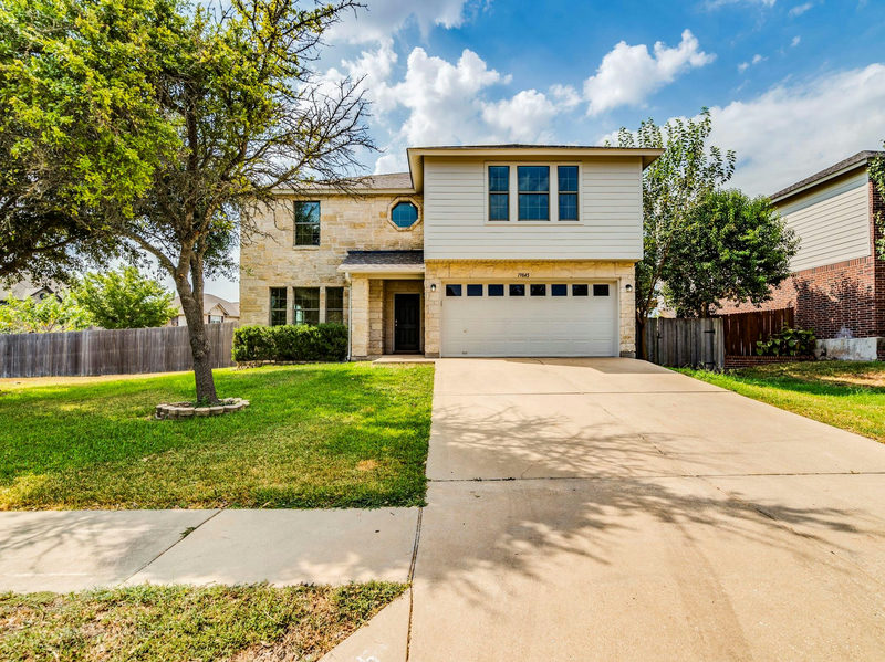 19845 San Chisolm Dr — exterior