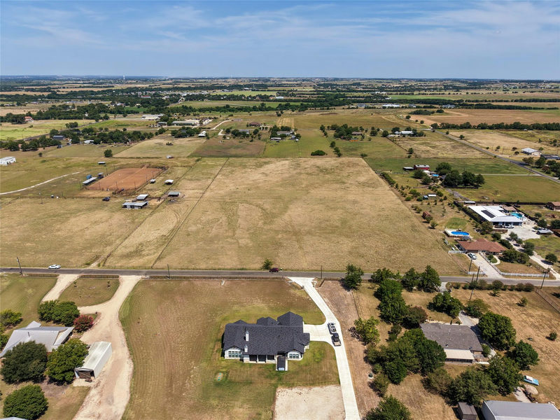 219 CR 167 Dr — exterior