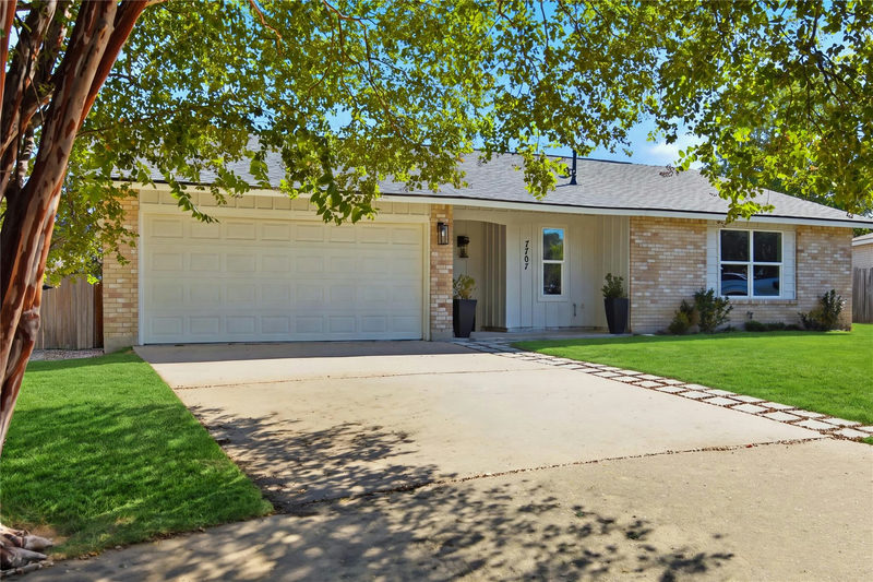 7707 Whitsun Dr — exterior