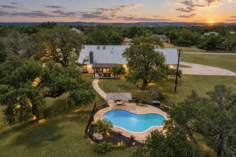 400 Oak Springs Dr — exterior