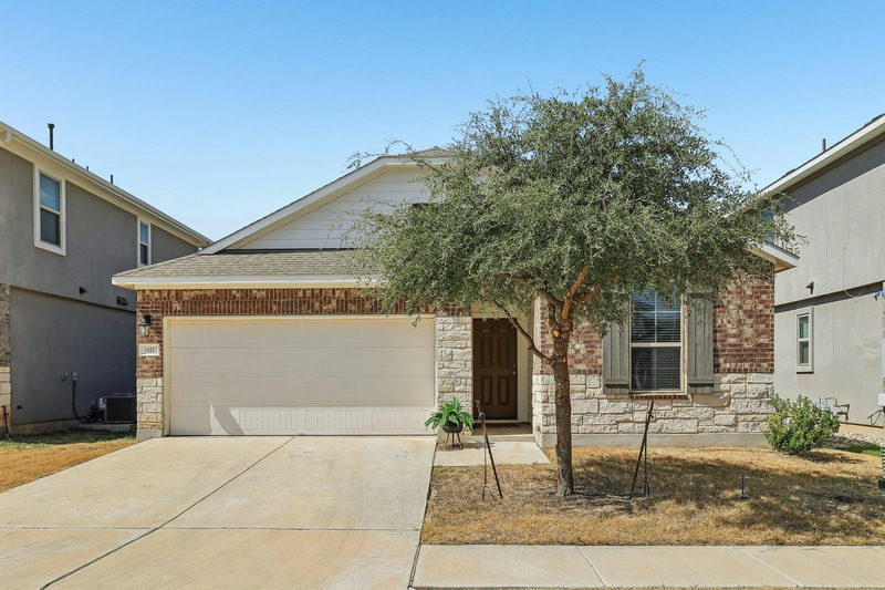 1117 Waterfall Ave — exterior