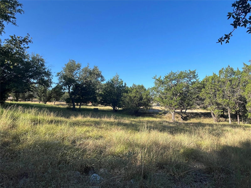 LT 22210 South Wind — exterior