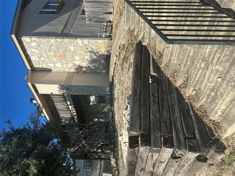 813 Bracewood Cir — exterior