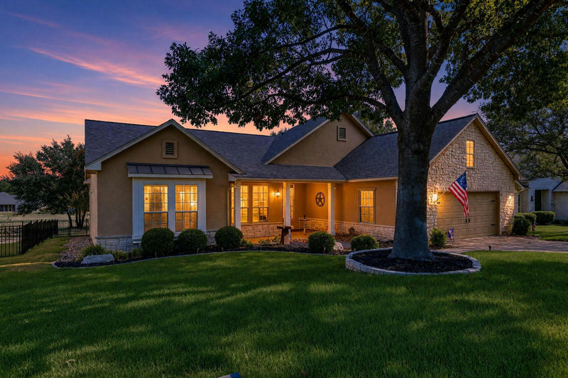 133 Cattle Trail Way — exterior
