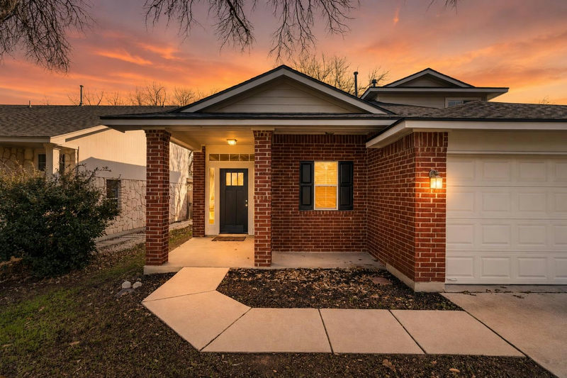 11116 Jim Thorpe Ln — exterior